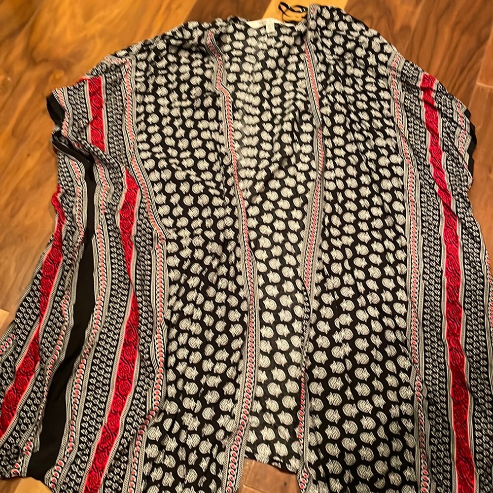 Kimono wrap with tie